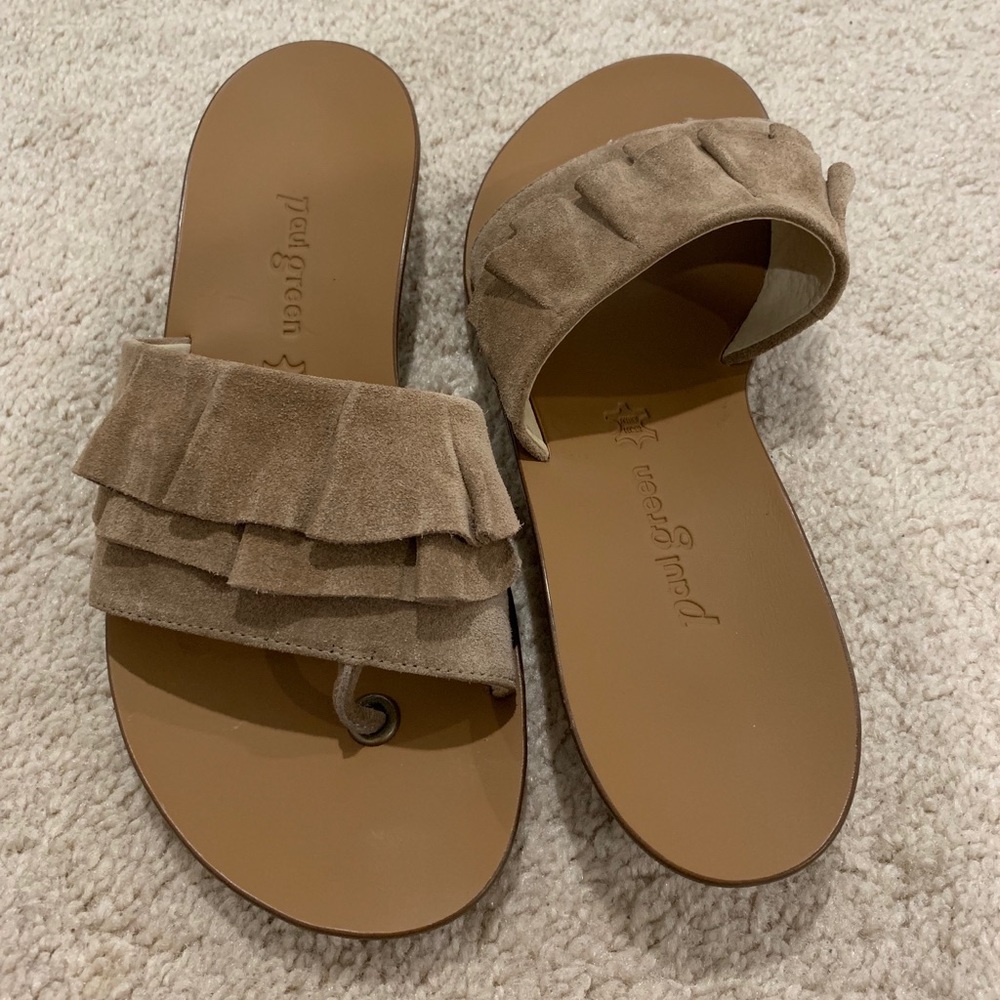 🚫SOLD🚫 Paul Green ruffle wedge sandal